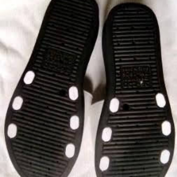 Ladies Slide Slippers. - Picture 3 of 9